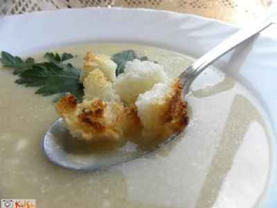 Česnova kremna juha