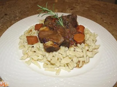 Dušena goveja rebra