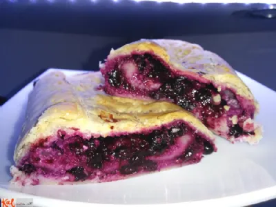 Borovničev zavitek s skuto