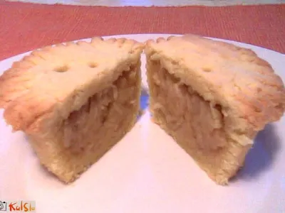 Jabolka v krhkem maslenem testu