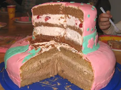 Kombinirana torta klobuček