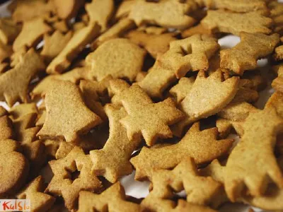 Pirini medeni piškoti z mandlji