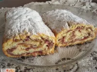 Fotografija recepta: Orehovo marmeladna rolada iz krhkega testa