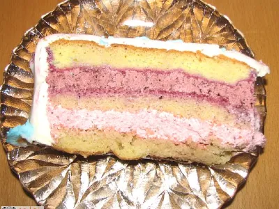 Jagodno borovničeva torta