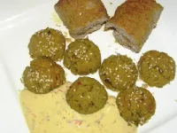 Fotografija recepta: Mesni zvitki z oreščki