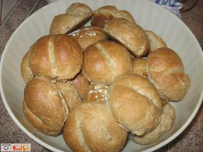 Polnozrnate žemljice II