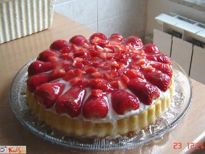 Jagodno jogurtova torta