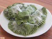 Fotografija recepta: Nadevani špinačni žepki