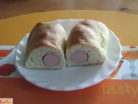 Fotografija recepta: Hrenovke v kvašenem testu