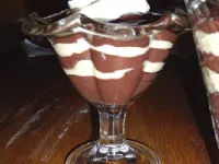 Fotografija recepta: Čokoladna in vanilijeva krema