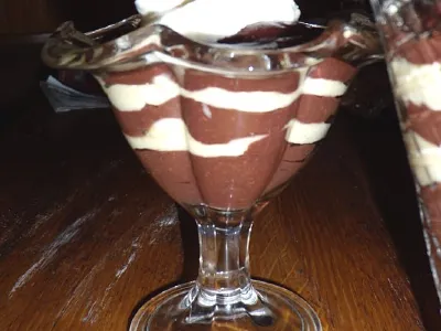 Čokoladna in vanilijeva krema