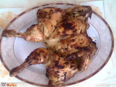 Pečen piščanec s pikantno gorčično marinado