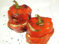 Fotografija recepta: Paprikini stolpiči z ribjim nadevom