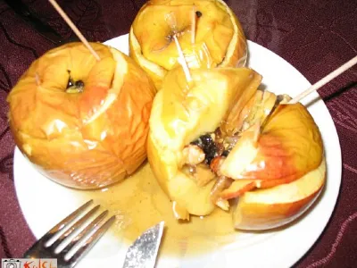 Pečena jabolka z nadevom