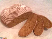 Fotografija recepta: Polrženi črn kruh s kumino