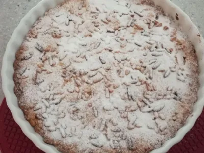Torta della nonna ali Pita s pinjolami