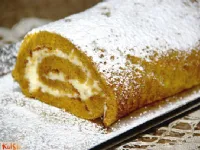 Fotografija recepta: Bučkina rolada z maskarponejevim nadevom