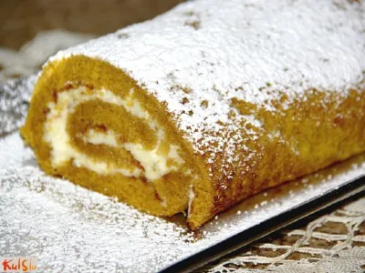 Bučkina rolada z maskarponejevim nadevom