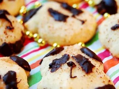 Grenivkini panda piškoti