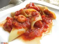 Fotografija recepta: Gamberi s češnjevim paradižnikom