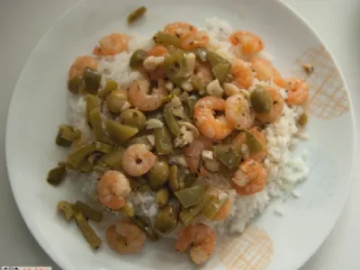 Rižota z rakci, papriko in olivami