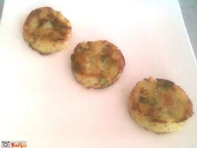 Krompirjevi medaljoni z brokolijem