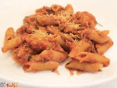 Testenine s tuna omako