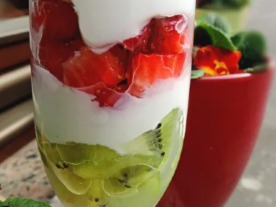 Kremna sadna kupa II