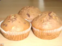 Fotografija recepta: Mafini z belo in črno čokolado