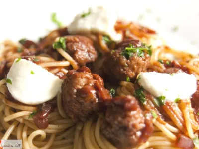 Špageti z mesnimi kroglicami
