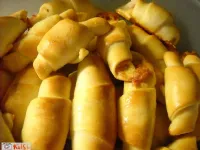 Fotografija recepta: Pereci s šunko in sirom