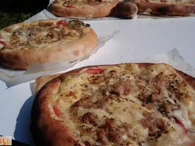 Hitra pica v krušni peči