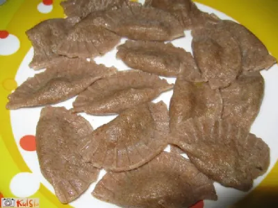 Polnozrnate polnjene testenine