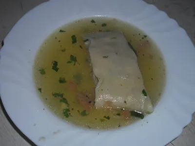 Štruklji s pečenimi jajci