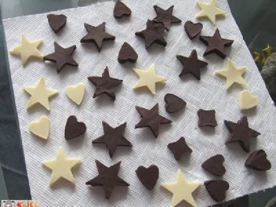 Okraski za torto (čokoladni)