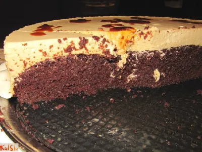 Sočna karamel torta