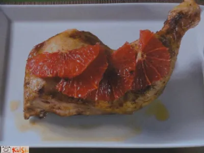 Kurje bedro z grenivko