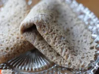 Fotografija recepta: Ajdove palačinke z gobami