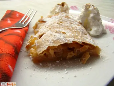 Jabolčni zavitek malo drugače