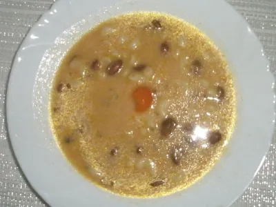 Fižolova juha s smetano