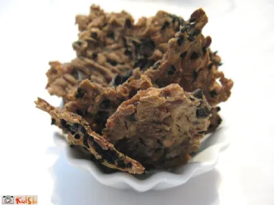 Ajdovi krekerji s črnimi olivami