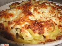 Fotografija recepta: Pečen krompir s sirom