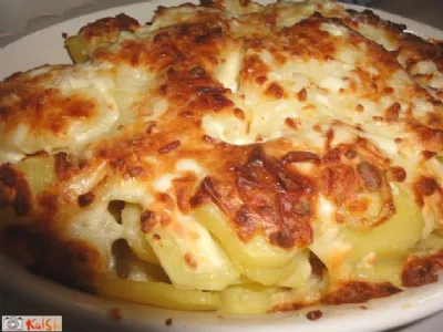 Pečen krompir s sirom