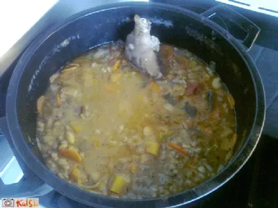 Ričet s svežimi svinjskimi nogicami