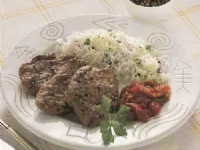 Fotografija recepta: Svinjski medaljoni s pikantno omako