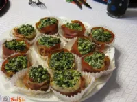 Fotografija recepta: Pršutove skodelice