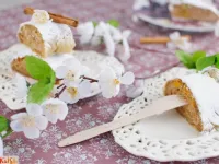 Fotografija recepta: Jabolčni štrudelj s suhimi marelicami