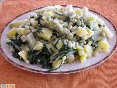 Paštroć iz blitve, krompirja, boba in koromača