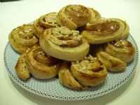 Fotografija recepta: Švedski cimetovi kolački - Kanelbullar
