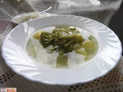 Lahka brokolijeva juha z rižem